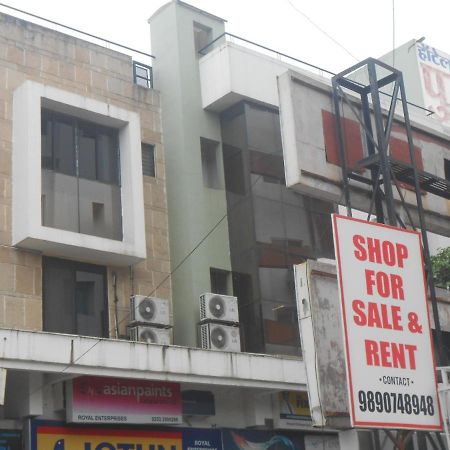Pooja International Nashik Otel Dış mekan fotoğraf