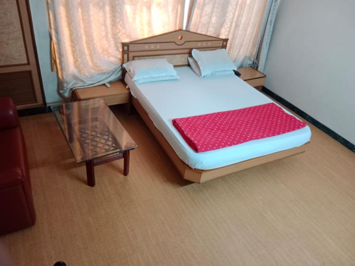 Pooja International Nashik Otel Dış mekan fotoğraf